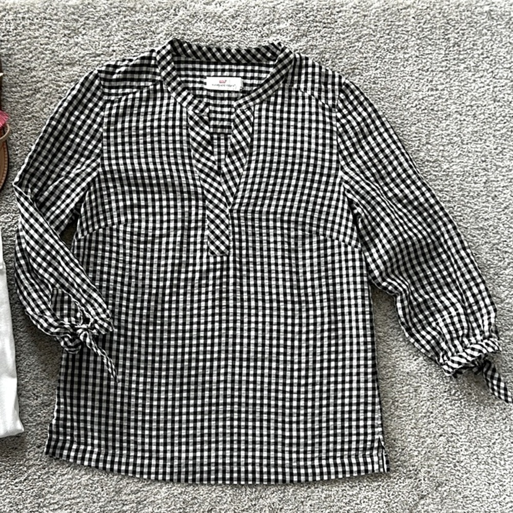 Vineyard Vines Gingham Seersucker Savannah Popover Top - Picture 2 of 8